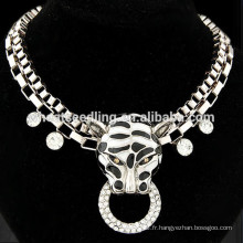 Fashion exagéré punk léopard collier de diamants collier court